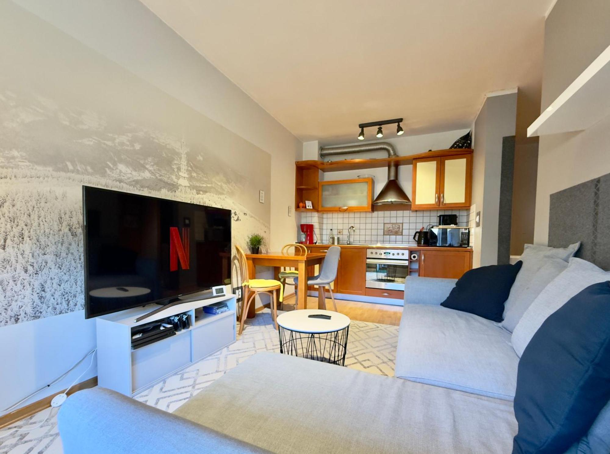 Champion's Balkon Garaz Klima Apartment
