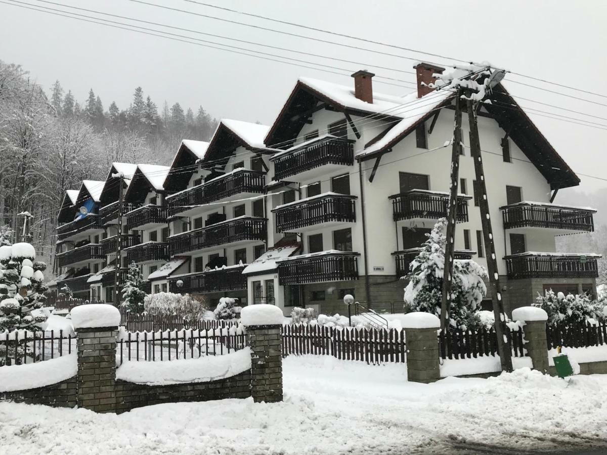 Champion's Balkon Garaz Klima Apartment *
